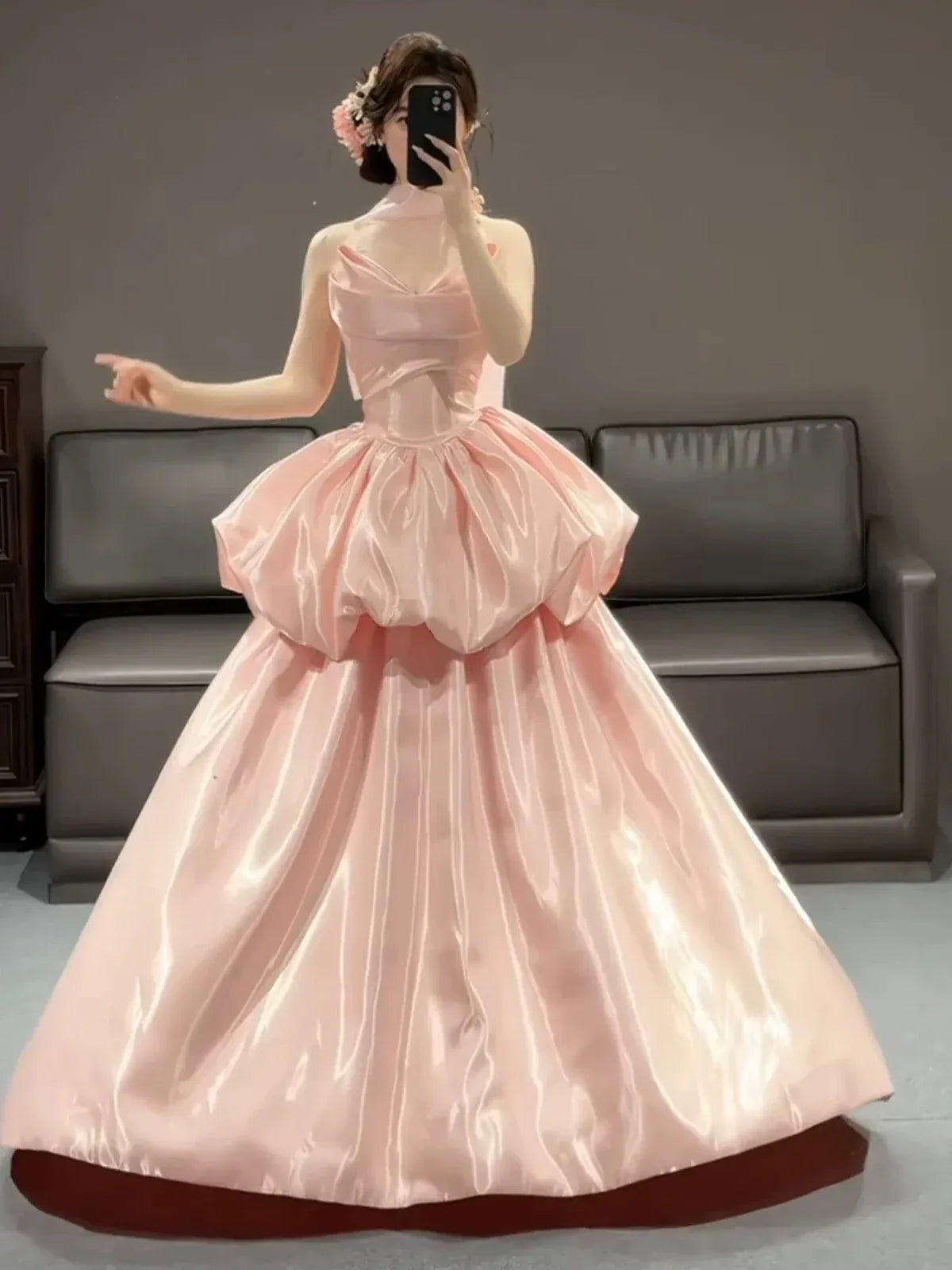 Elegant Ball-Gown Halter Neck Sleeveless Zipper Back Floor-Length Prom Evening Dress