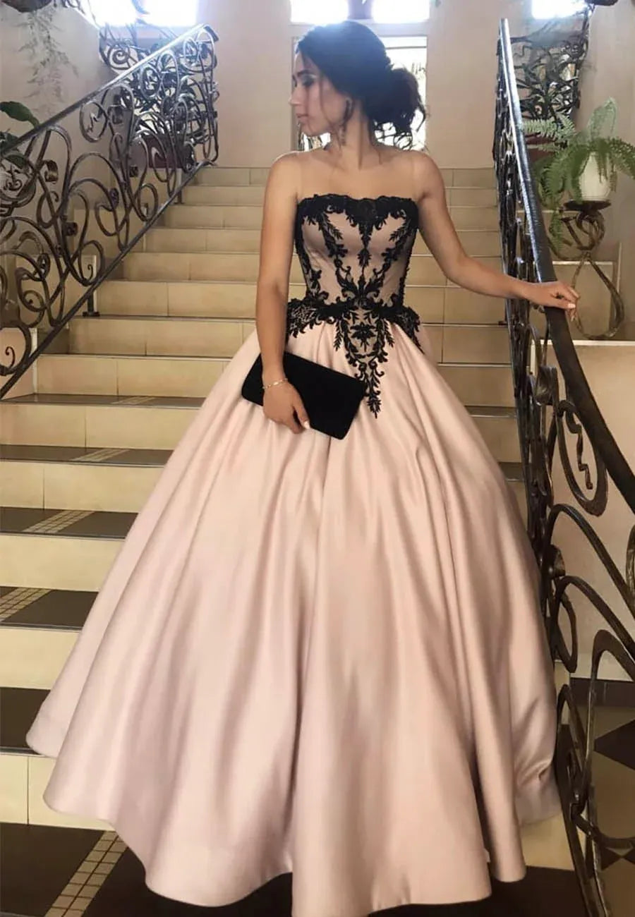 Elegant Ball Gown Sweetheart Strapless Satin Maxi Prom Dress