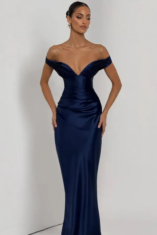 Elegant Fitted Sheath Off The Shoulder Sleeveless Lace-Up Back Maxi Evening Dress