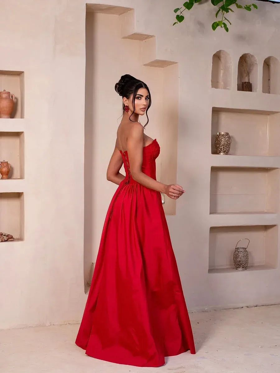 Elegant Flowy A-Line Sweetheart Neck Sleeveless Lace-Up Back Train Evening Dress