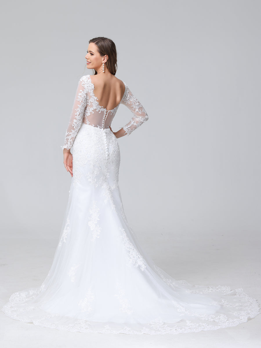 Back view of the lace trumpet mermaid wedding dress.