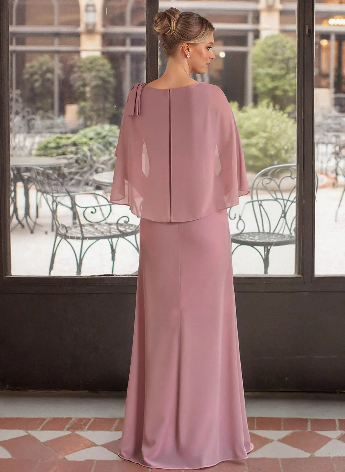 Elegant Mermaid Boat Neck Capelet Dusty Rose Chiffon Mother of the Bride Dress
