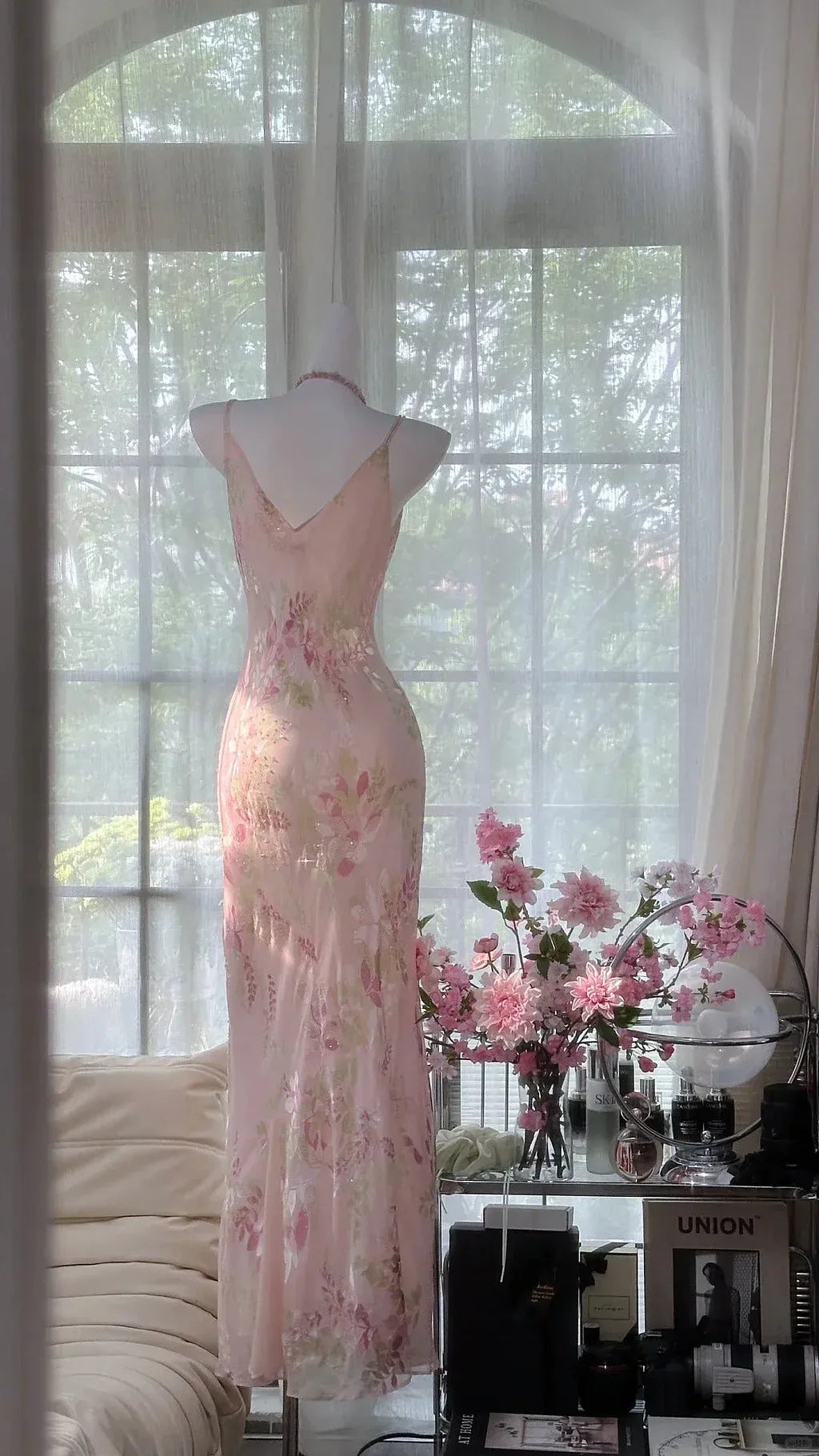 Elegant Mermaid Cowl Neck Sleeveless Chiffon Maxi Formal Dress