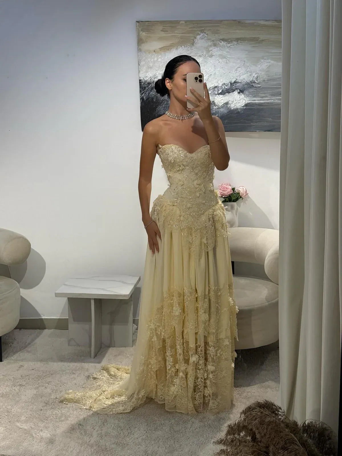 Elegant Mermaid Strapless Sleeveless Lace-Up Back 3D-Flower Lace Appliqué Wedding Dress