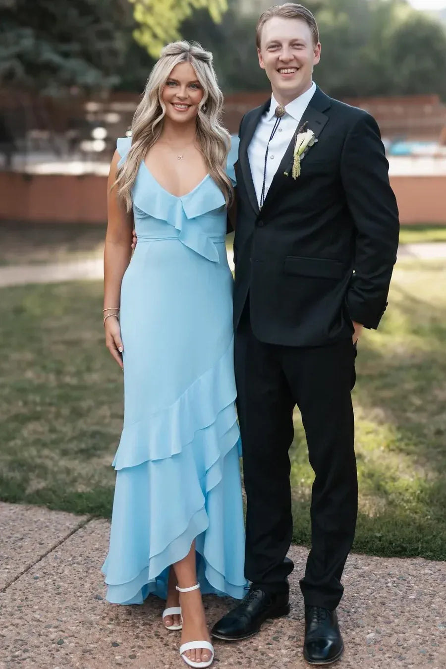 Elegant Mermaid V-Neck Ruffle Chiffon Bridesmaid Evening Maxi Dress