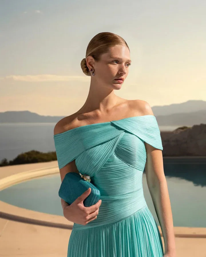 Elegant Off-the-Shoulder Pleated Chiffon A-Line Maxi Dress