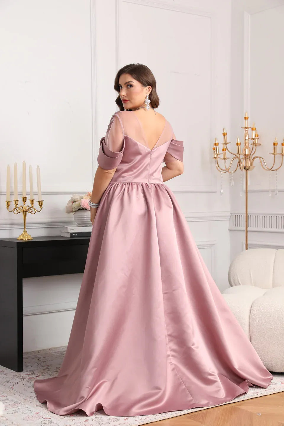 Elegant Plus Size A-Line Off-The-Shoulder Short Sleeve Lace Appliques Satin Mother Of The Bride Dress