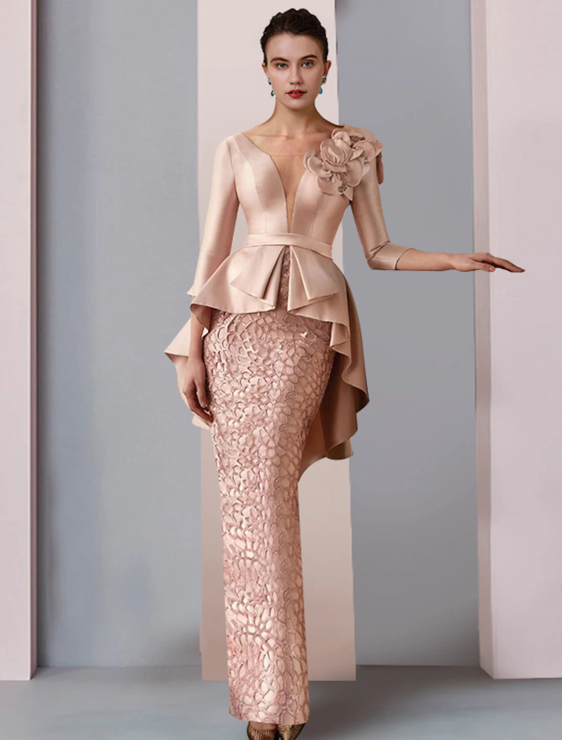 Woman wearing an elegant Weitese sheath column mother of the bride dress with V-neck and 3/4 sleeves.