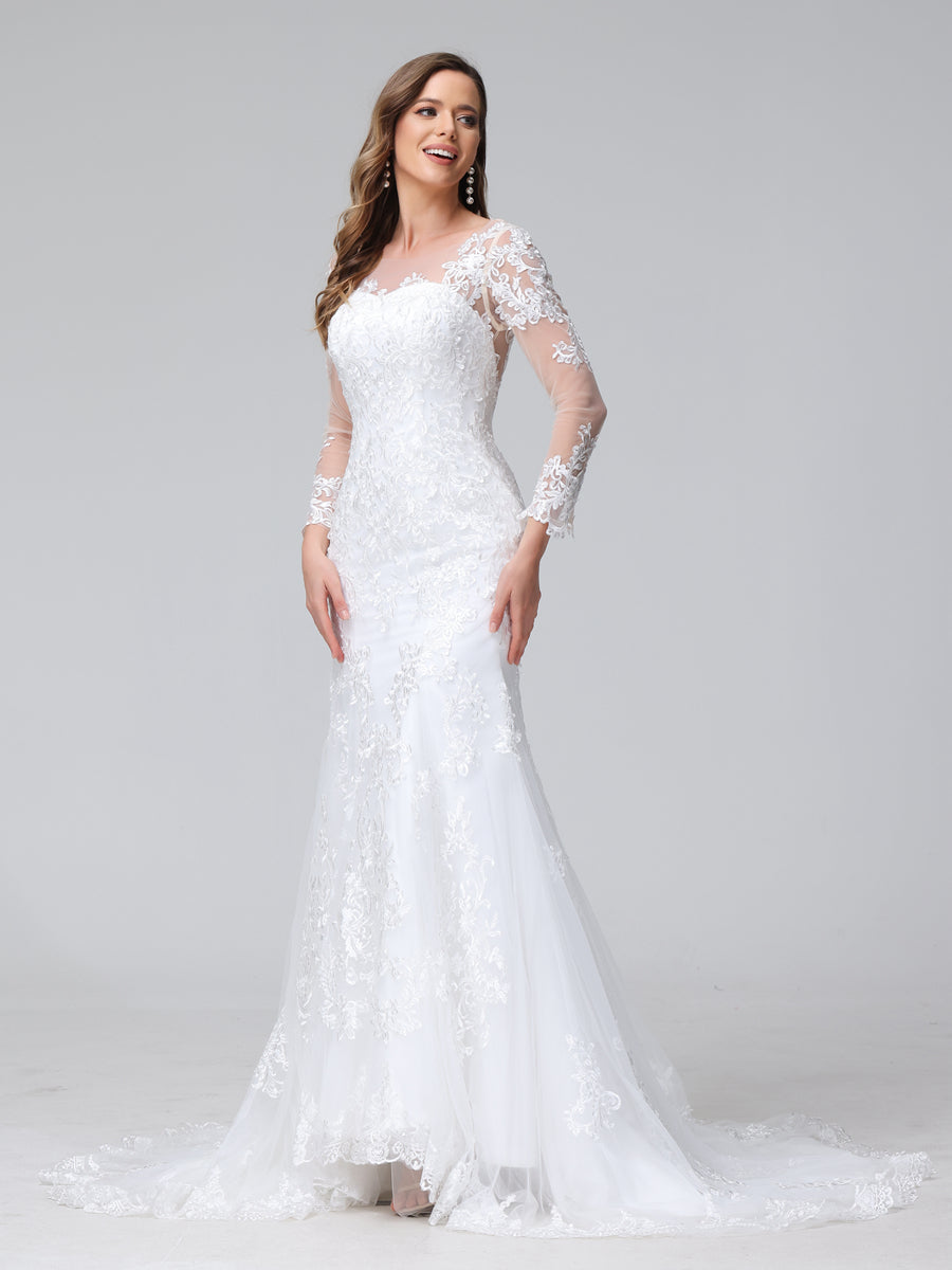 Close-up of the lace detailing on the long sleeve of the trumpet mermaid wedding dress.