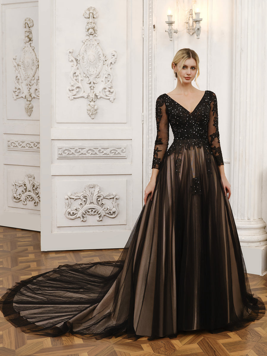 Back view of the elegant Weitese V-neck wedding dress with a flowing train.