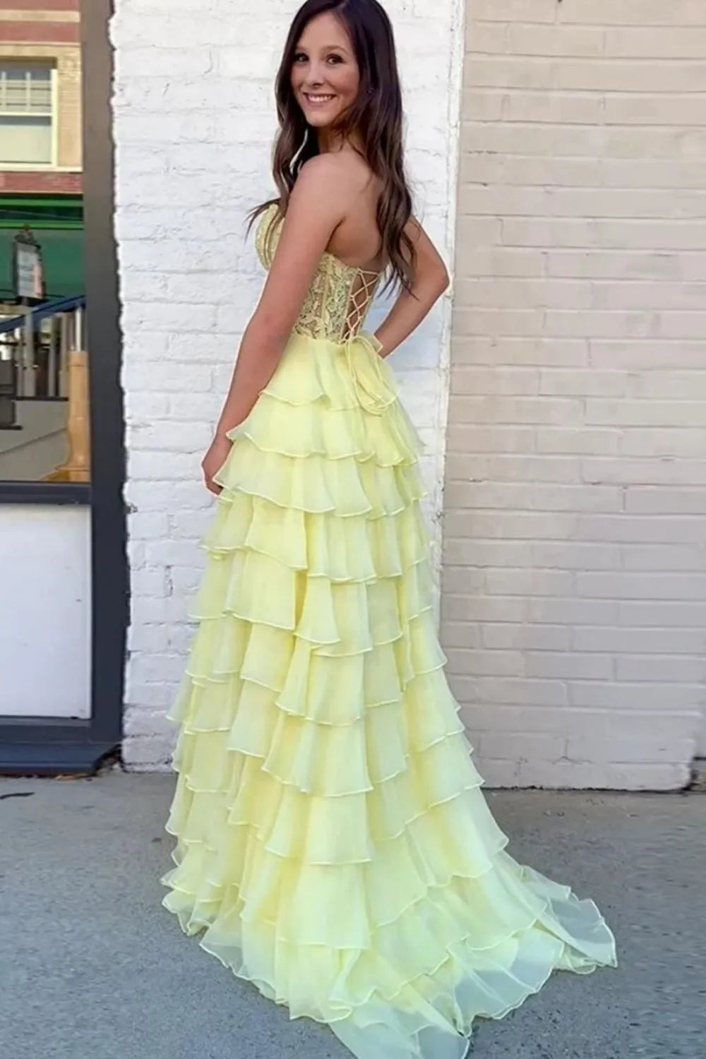 Elegant A-Line/Princess Sweetheart Sleeveless Criss Cross Back Floor-Length Prom Dress