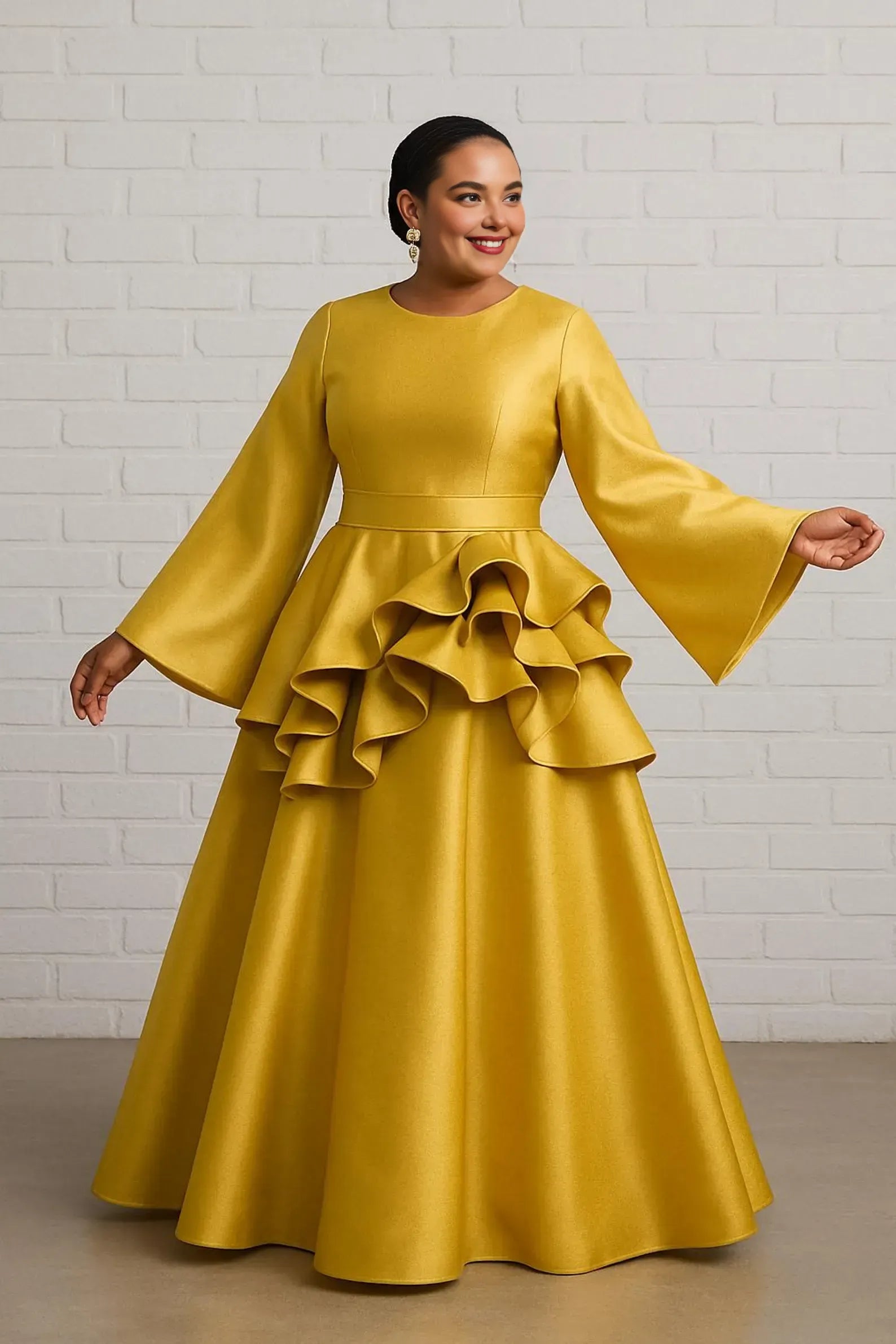 Elegant A-Line Scoop Neck Long Sleeve Pleated Satin Floor-Length Plus Size Prom Dress
