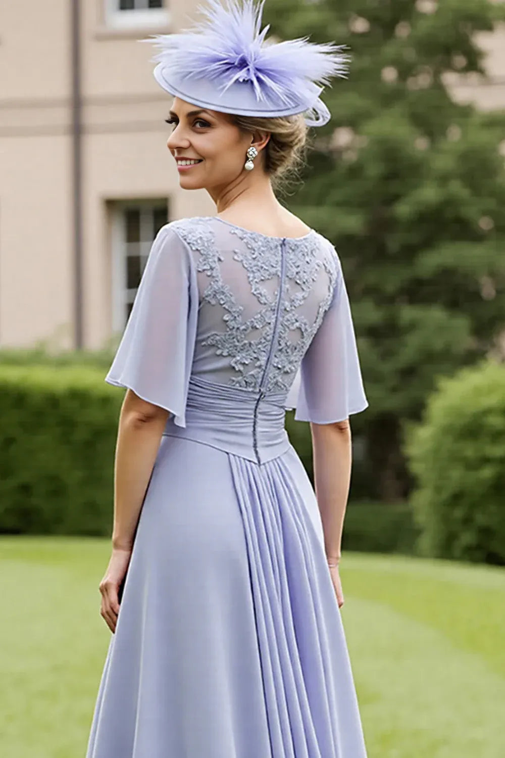 Elegant A-Line Scoop Neck Short Sleeve Zipper Up High-Low Hem Mother of the Bride Dress