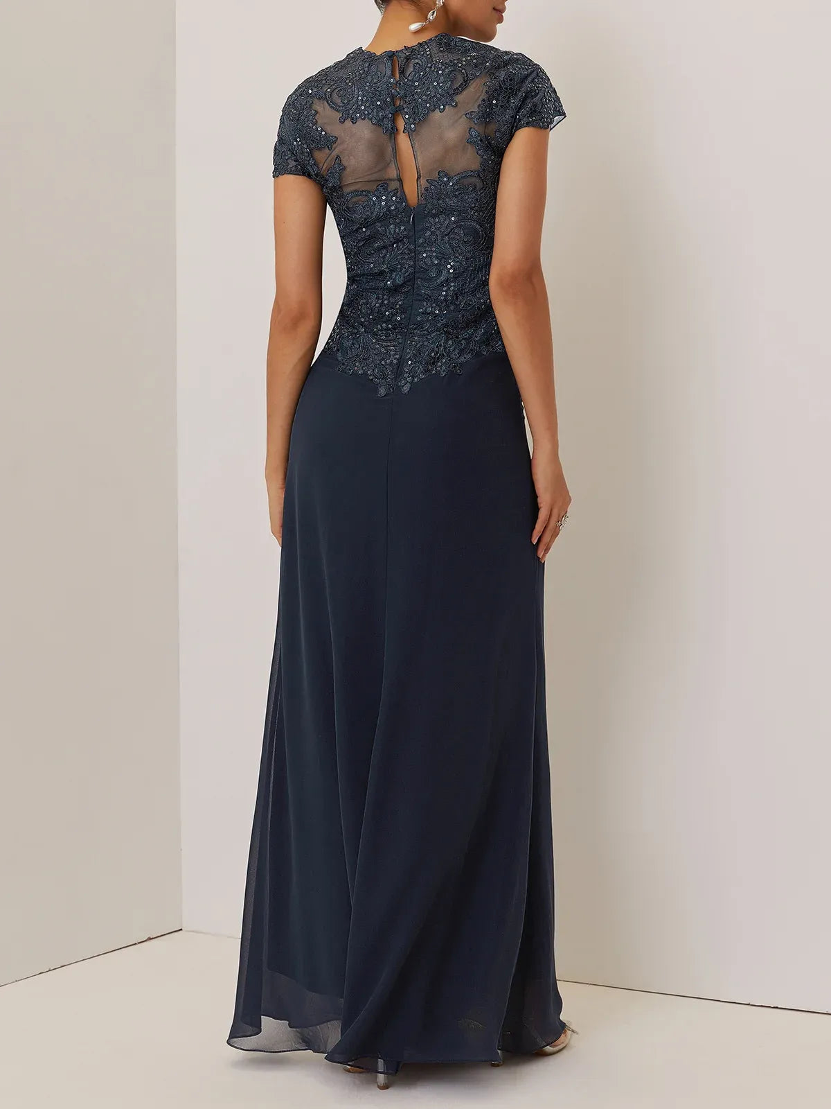 Elegant A-Line Sweetheart Neck Short Sleeve Keyhole Back Floor-Length Evening Dress