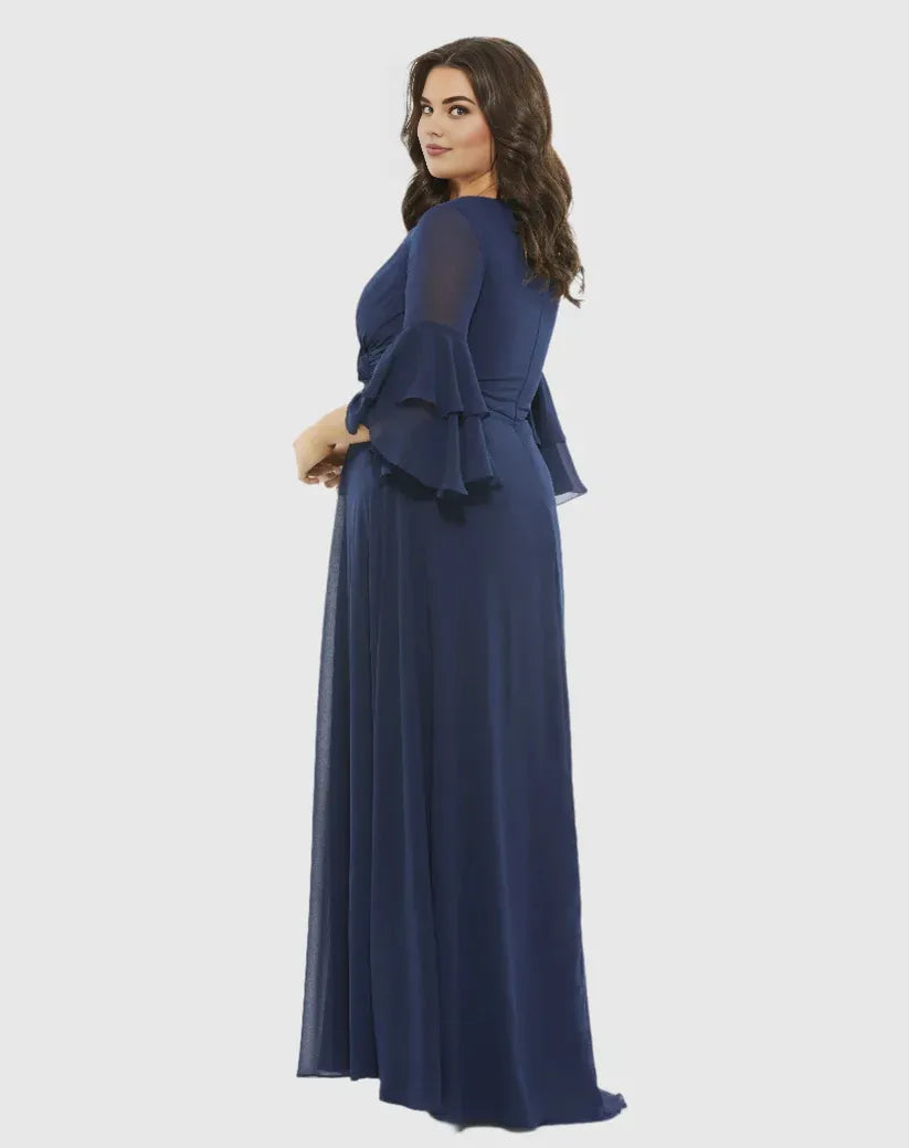 Elegant A-Line V Neck Bell Sleeve Zipper Up Sweep/Brush Train Plus Size Mother of the Bride Dress