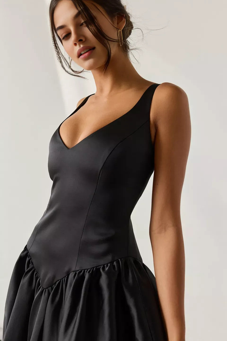Elegant A-Line V Neck Sleeveless Satin Short-Mini Homecoming Dress