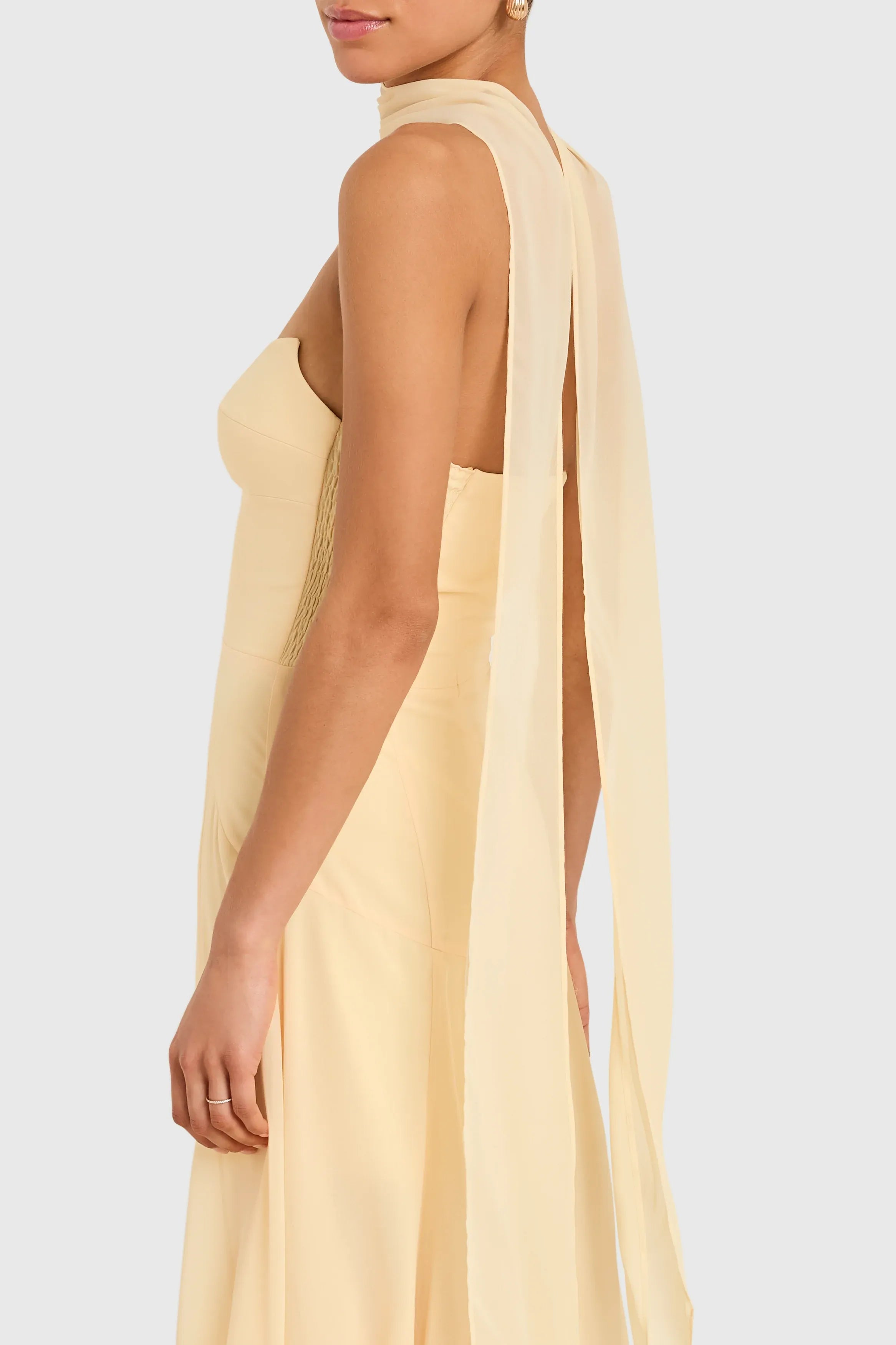 Elegant A-line Strapless Chiffon Halter Chiffon High Low Midi Prom Dress