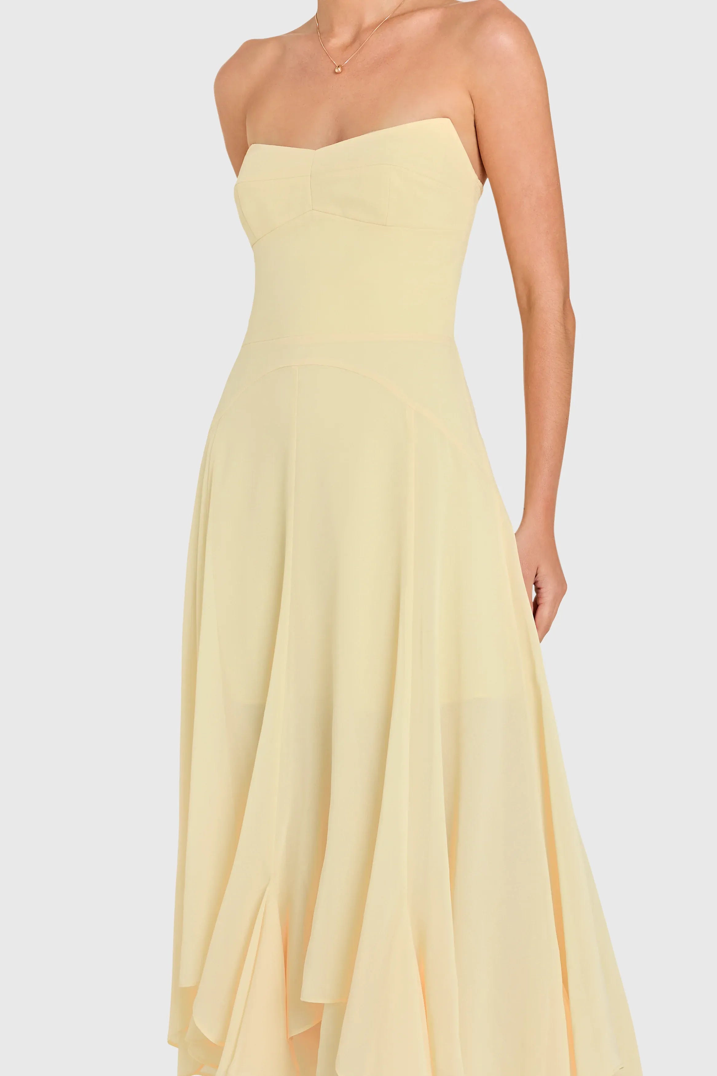 Elegant A-line Strapless Chiffon Halter Chiffon High Low Midi Prom Dress