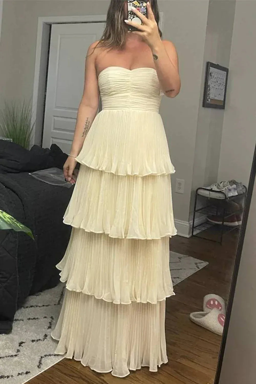 Elegant A-line Strapless Tiered Pleated Floor Length Chiffon Maxi Dress Prom Dress
