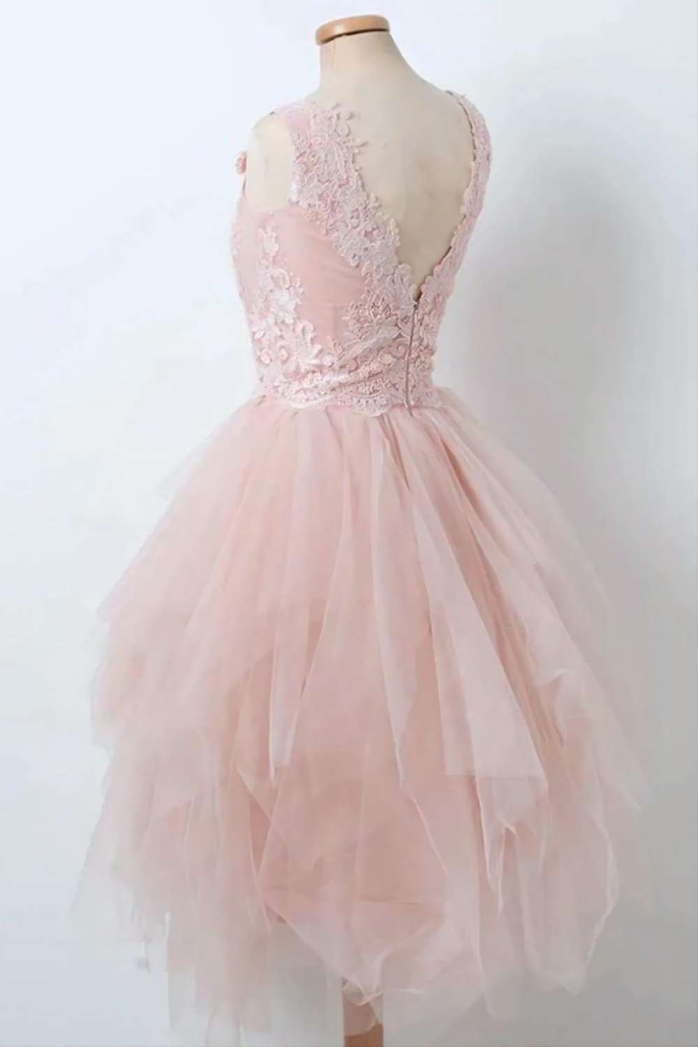 Weitese Elegant Asymmetrical Tulle Homecoming Dress