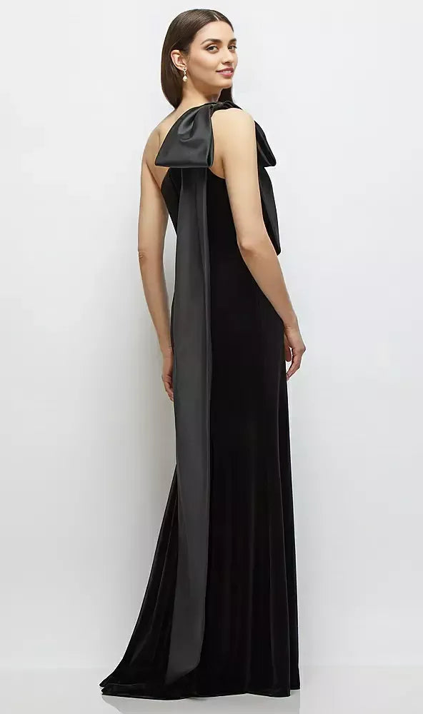 Elegant Column One-Shoulder Sleeveless Backless Floor-Length Mother of the Bride Dress