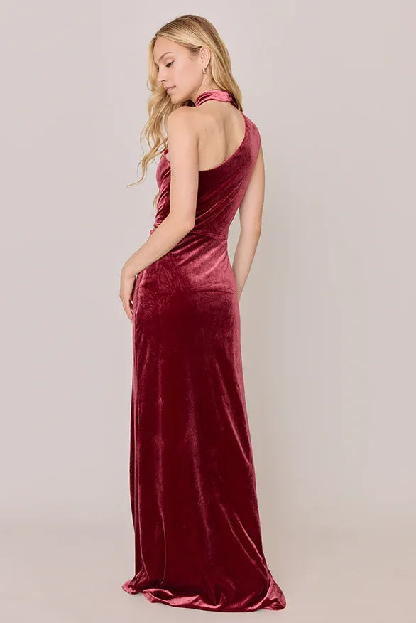 Elegant Fitted High Neck Sleeveless Velvet Floor-Length Prom Dress