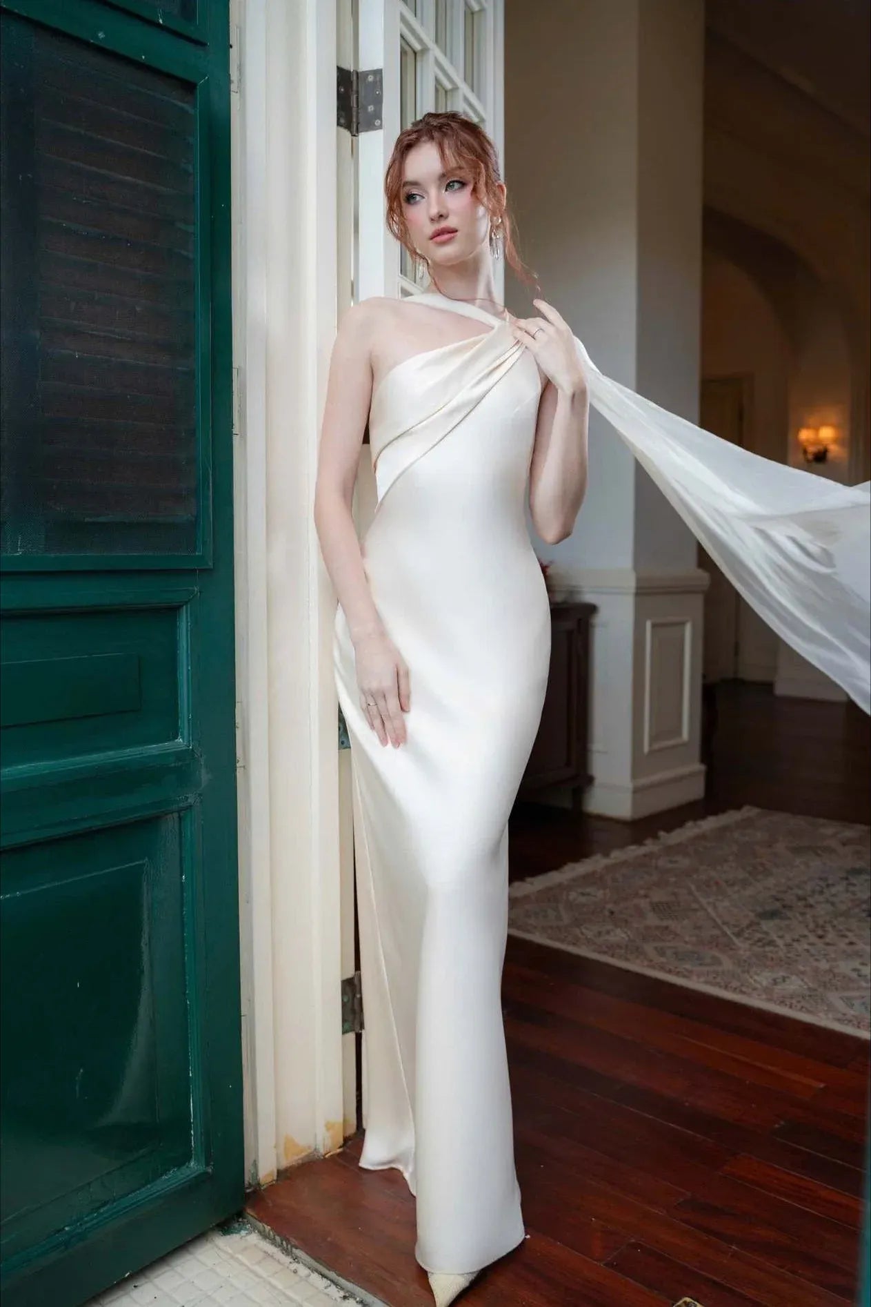 Elegant Mermaid One-Shoulder Chiffon-Drape Satin Ivory Floor-Length Prom Dress