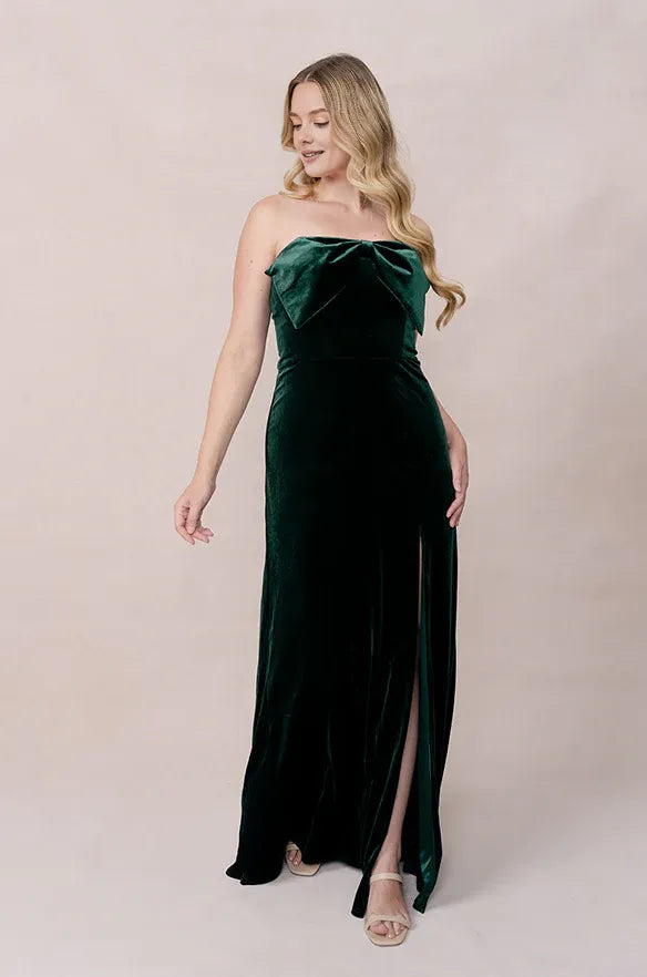 Elegant Mermaid Strapless Neck Sleeveless Velvet Floor-Length Prom Dress