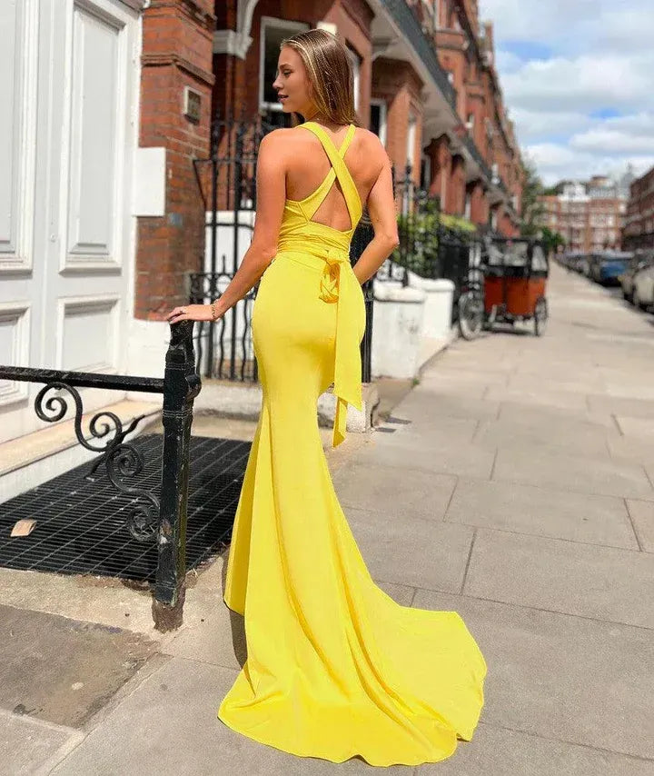 Elegant Mermaid/Trumpet Cowl Neck Sleeveless Satin Sweep/Brush Train Prom Dress
