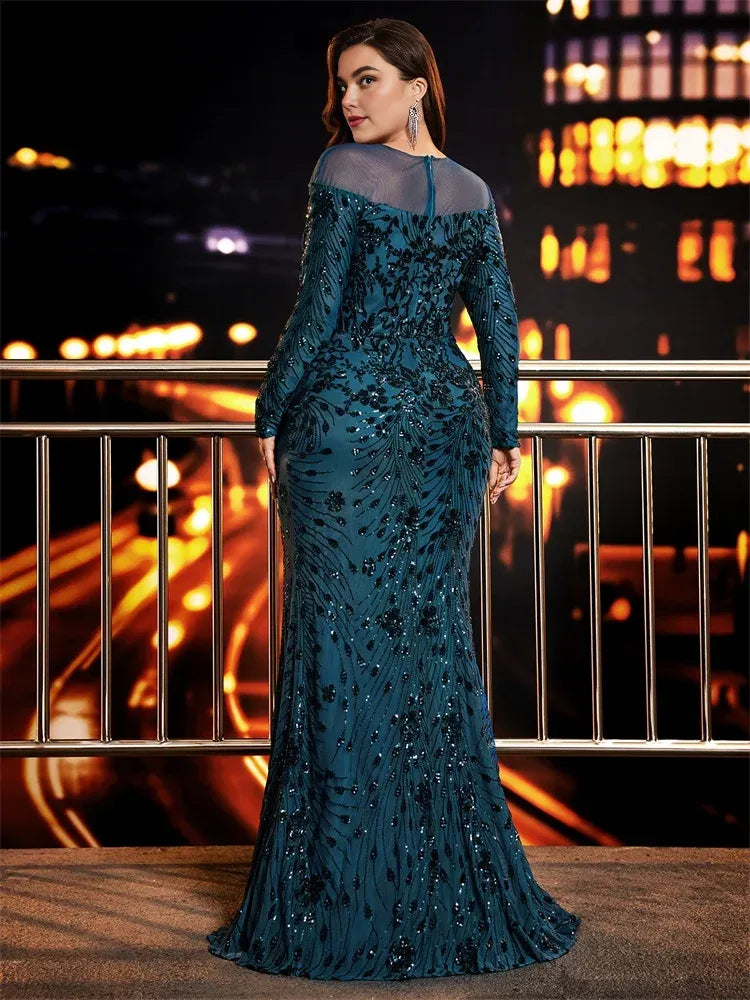 Elegant Mermaid/Trumpet Scoop Neck Long Sleeve Sequins Floor-Length Plus Size Prom Dress