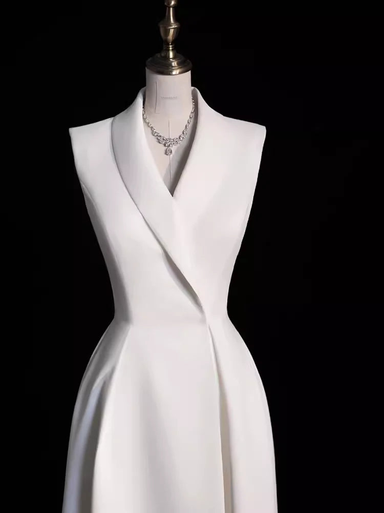 Robe de soirée élégante en satin à épaules dénudées et col en V, robe de bal longue
