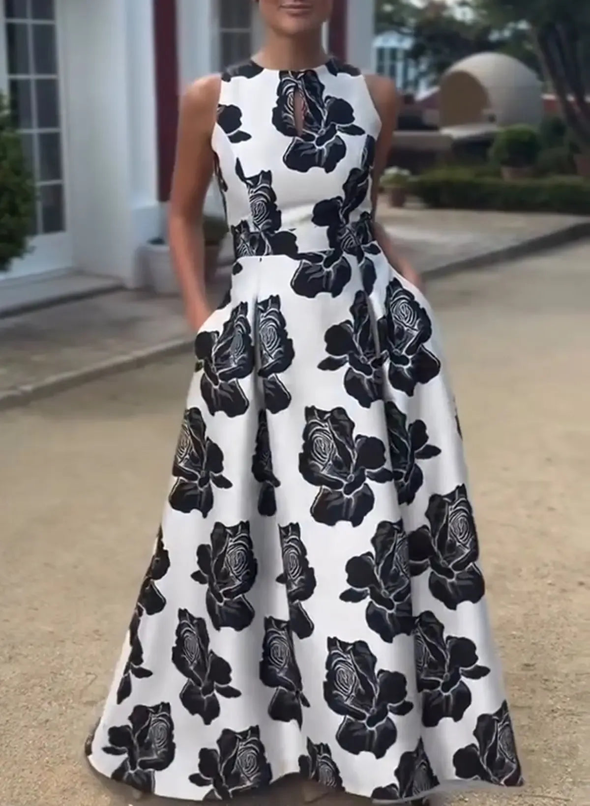 Elegant Scoop Neck Sleeveless A-Line Satin Flower Printed Long Prom Dress