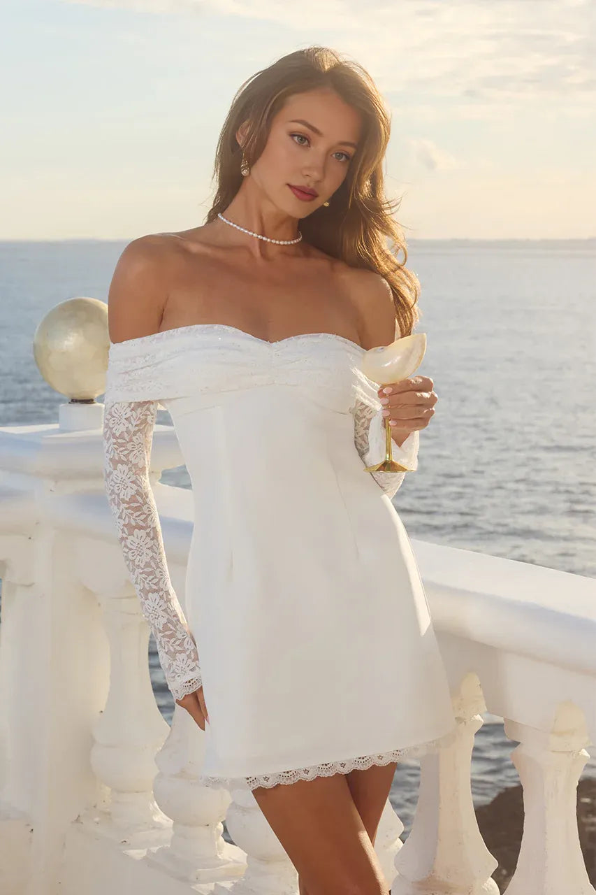 Elegant Sheath/Column Off the shoulder Long Sleeve Zipper Up Short-Mini Homecoming Dress