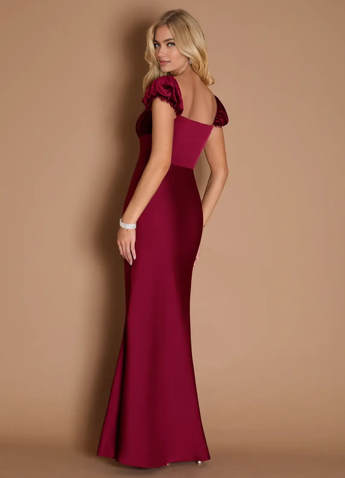 Elegant Sheath Square Neck Cap Sleeve Backless Floor-Length Evening Dress