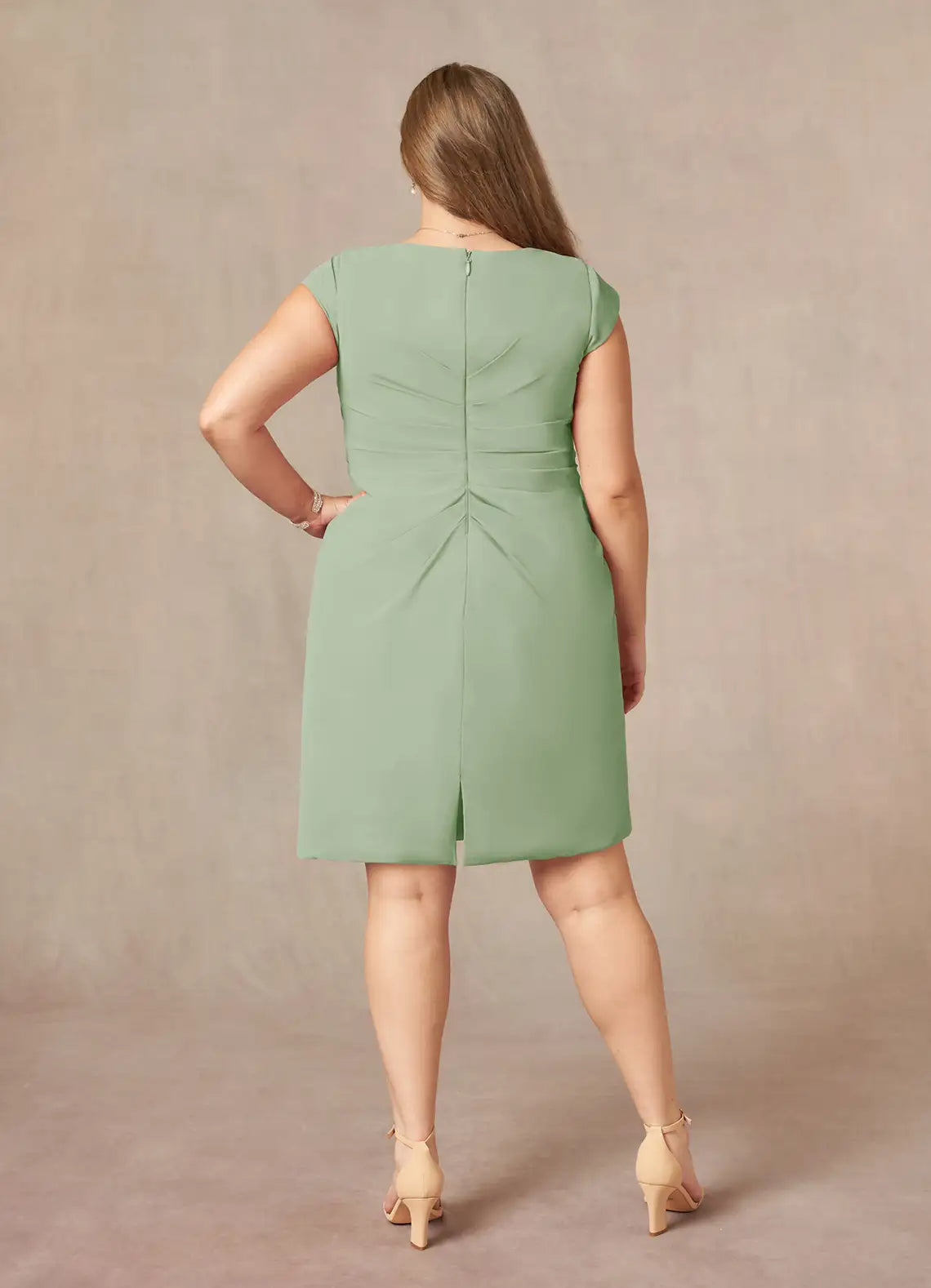 Robe Weitese élégante en mousseline de soie plissée, col en V, couleur sauge poussiéreuse, longueur genou, manches courtes, fermeture éclair au dos, grande taille, pour mère de la mariée 