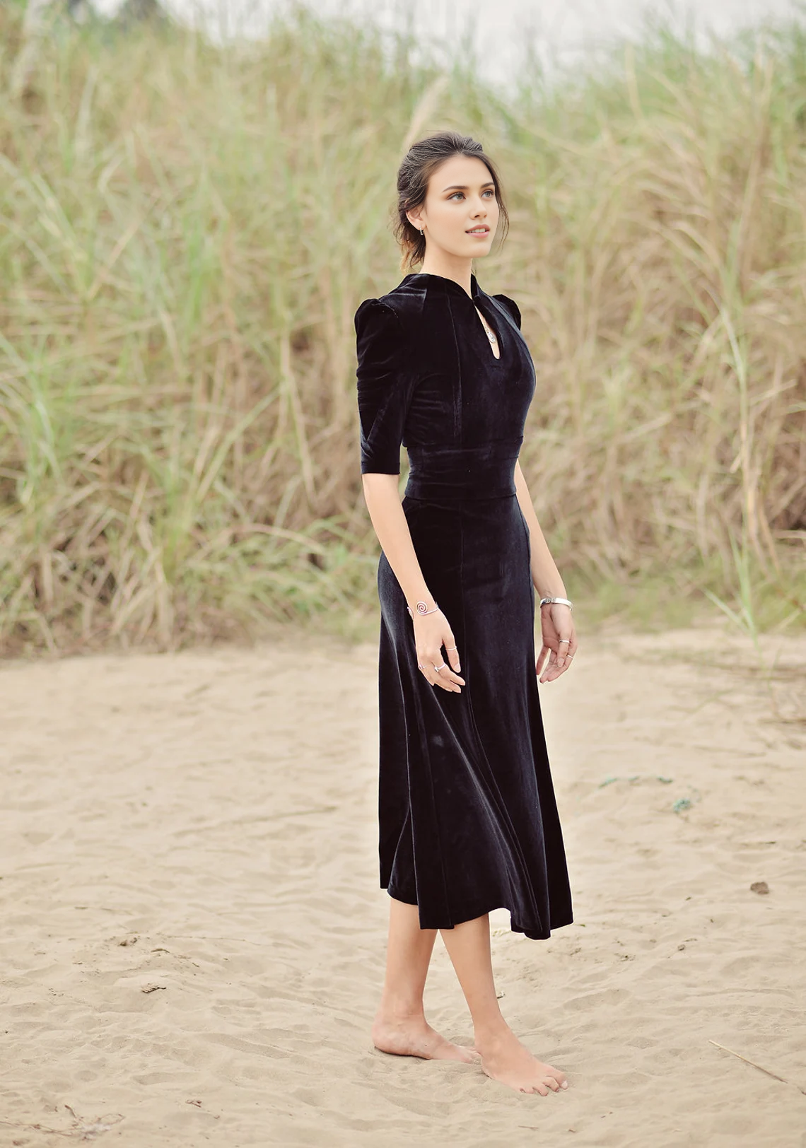 Elegant Short Sleeves Evening Dress Velvet Dress Black Women Velvet Dress Velvet Formal Dress