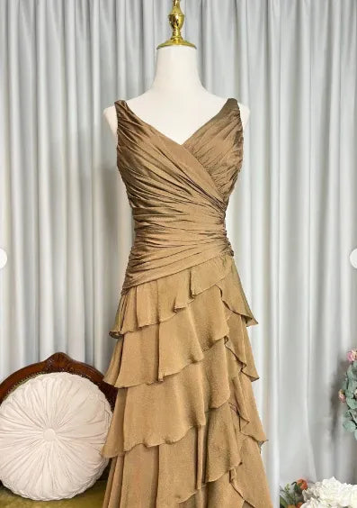Elegant Tiered V Neck Sleeveless Ruched Chiffon Maxi Formal Dress
