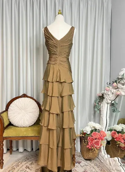 Elegant Tiered V Neck Sleeveless Ruched Chiffon Maxi Formal Dress