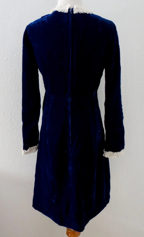 Elegant Vintage Velvet Dress Dark Blue Long Sleeve Short Evening Cocktail Dress