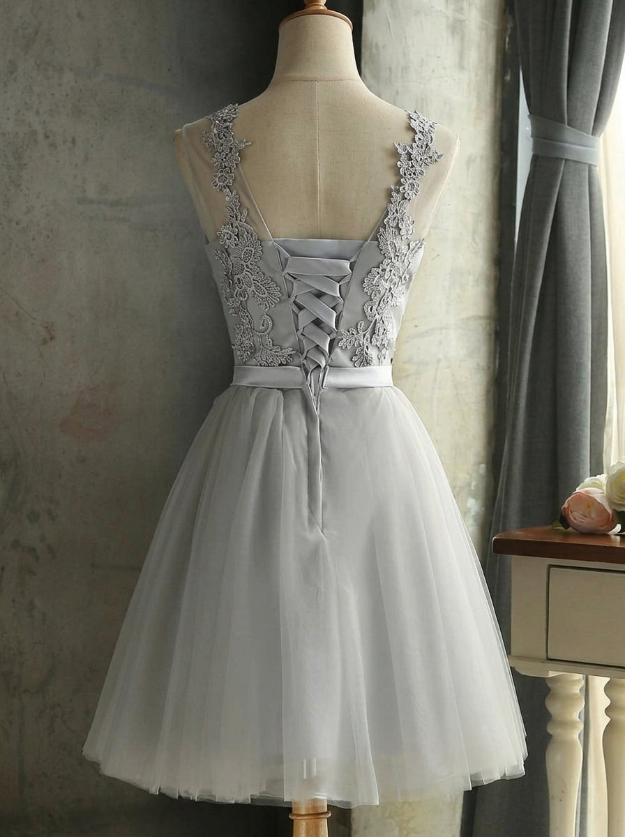 Elegant A-Line Illusion Neck Lace Tulle Grey Short Homecoming Dress With Appliques