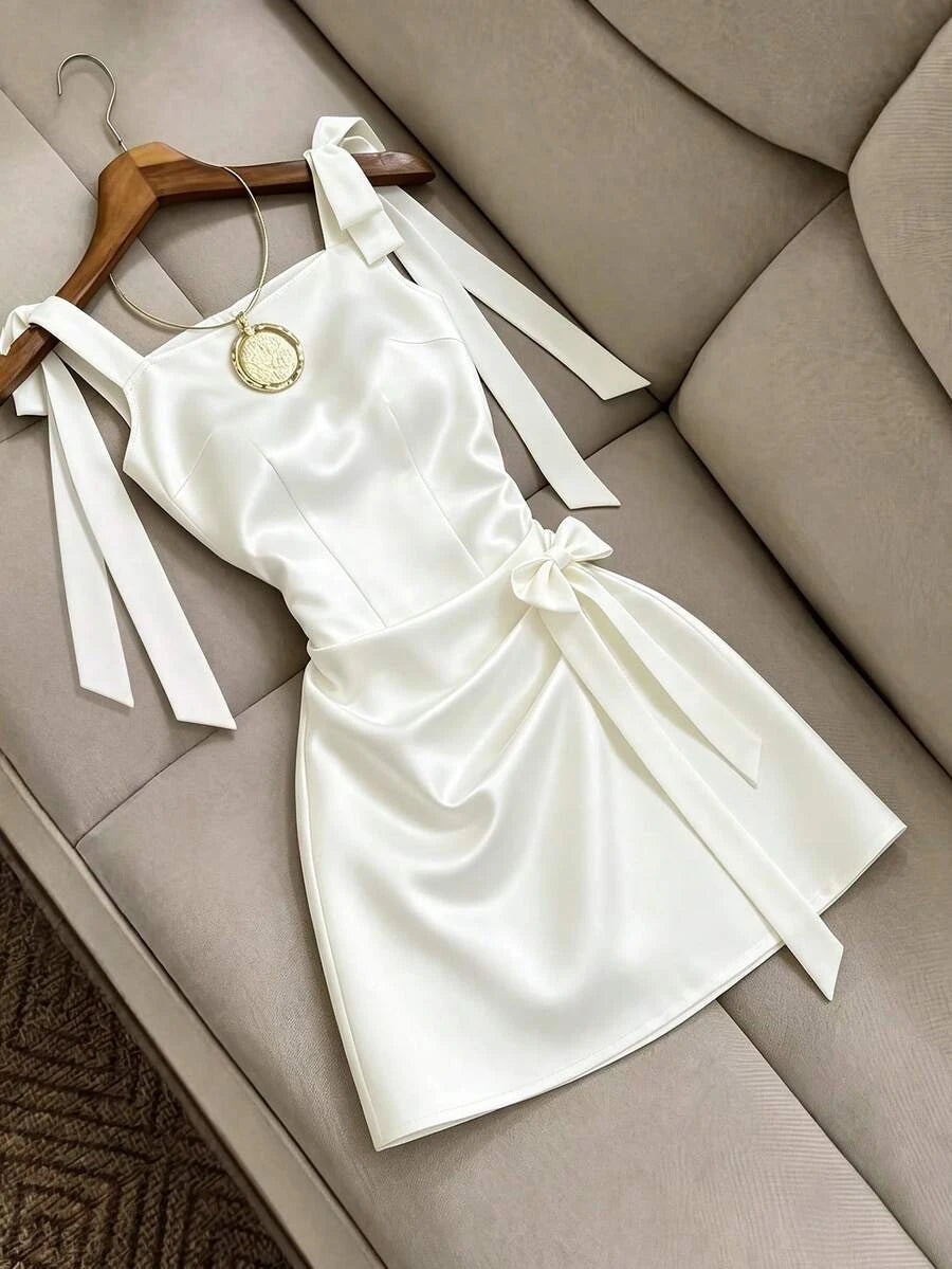 Elegant A-Line Square Neck Tie-Shoulder Bow-Accent Ivory Mini Homecoming Dress