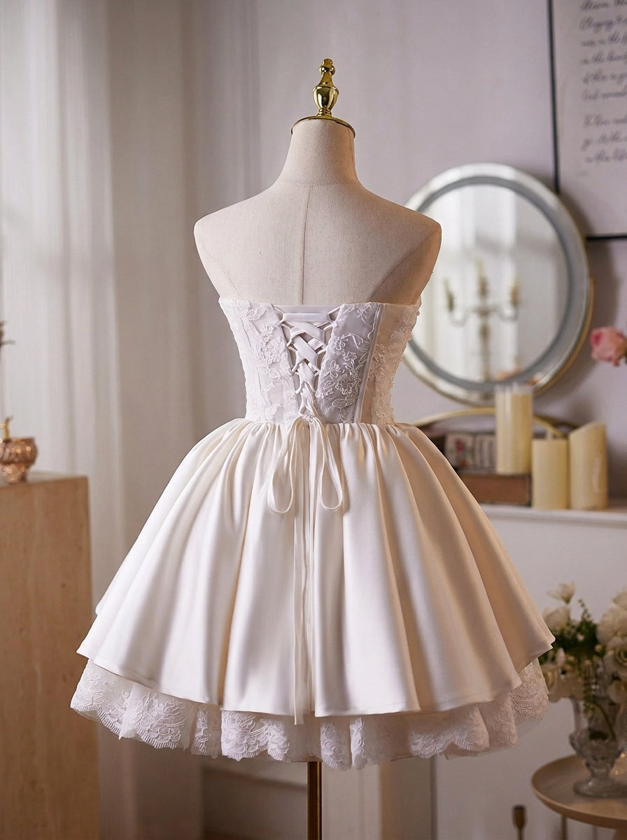 Elegant A-Line Sweetheart Corset Bodice Lace Applique Ivory Short Homecoming Dresses