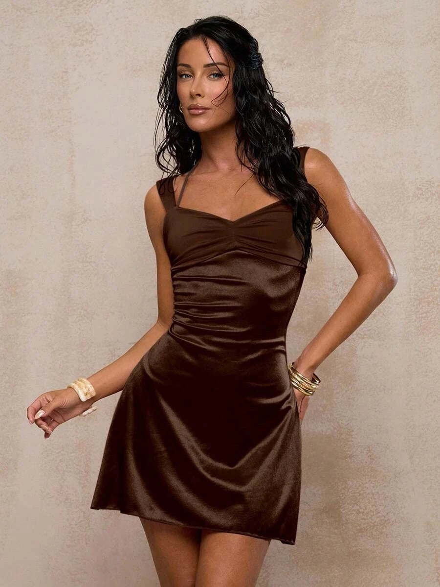 Elegant A-Line Sweetheart Ruched Bust Tie-Back Chocolate Brown Mini Homecoming Dress