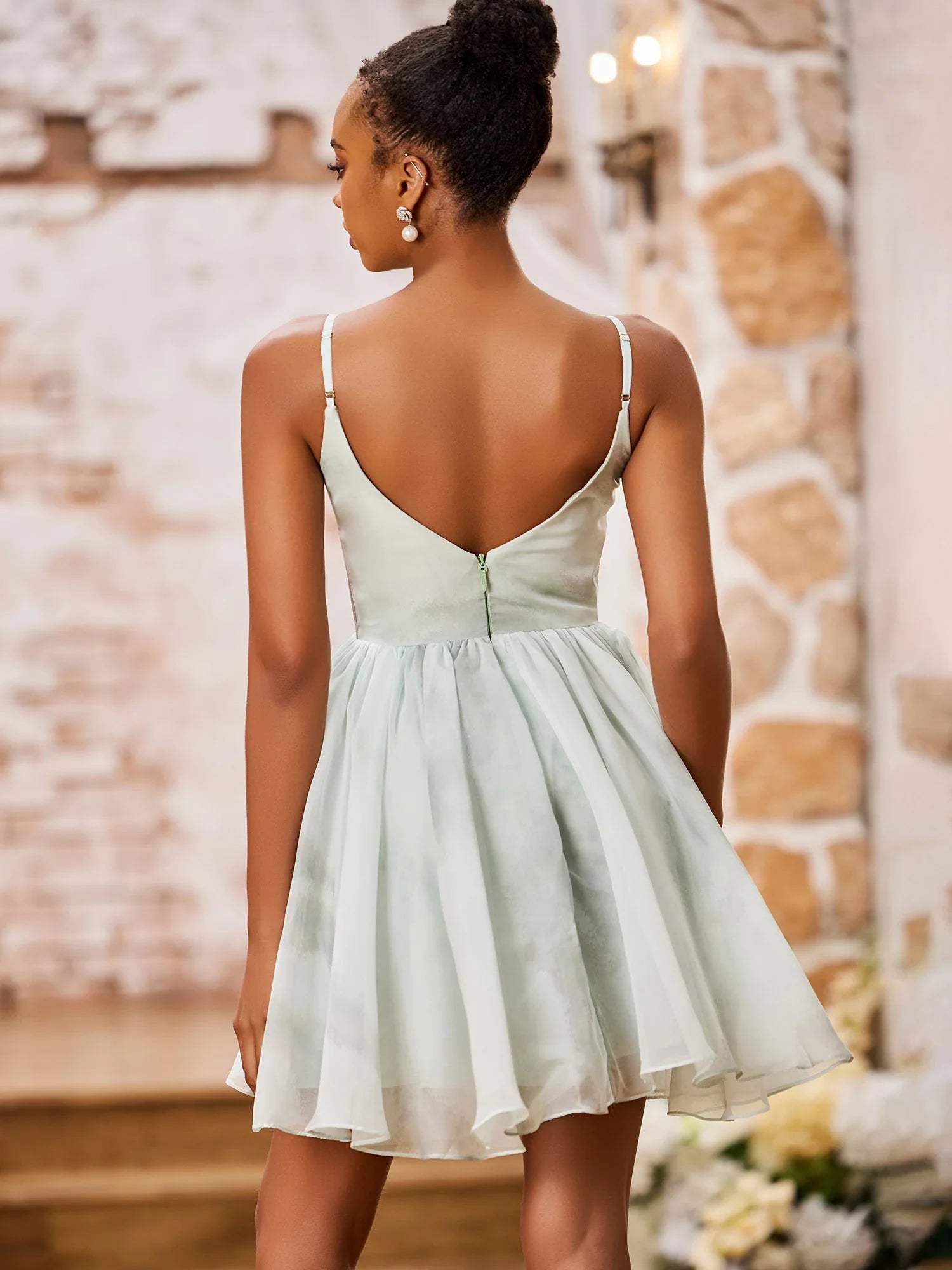 Elegant A-Line V-Neck Flowy Pleated Chiffon Mint Green Short Homecoming Dress