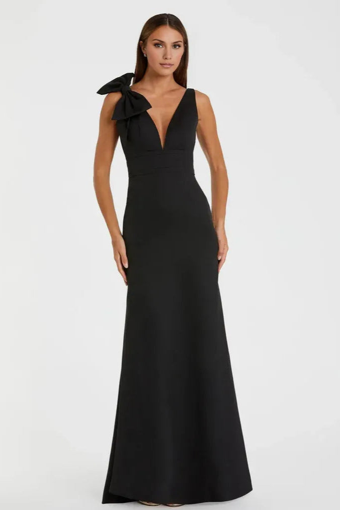 Chic Mermaid/Trumpet V Neck Sleeveless V Back Floor-Length Prom Dress