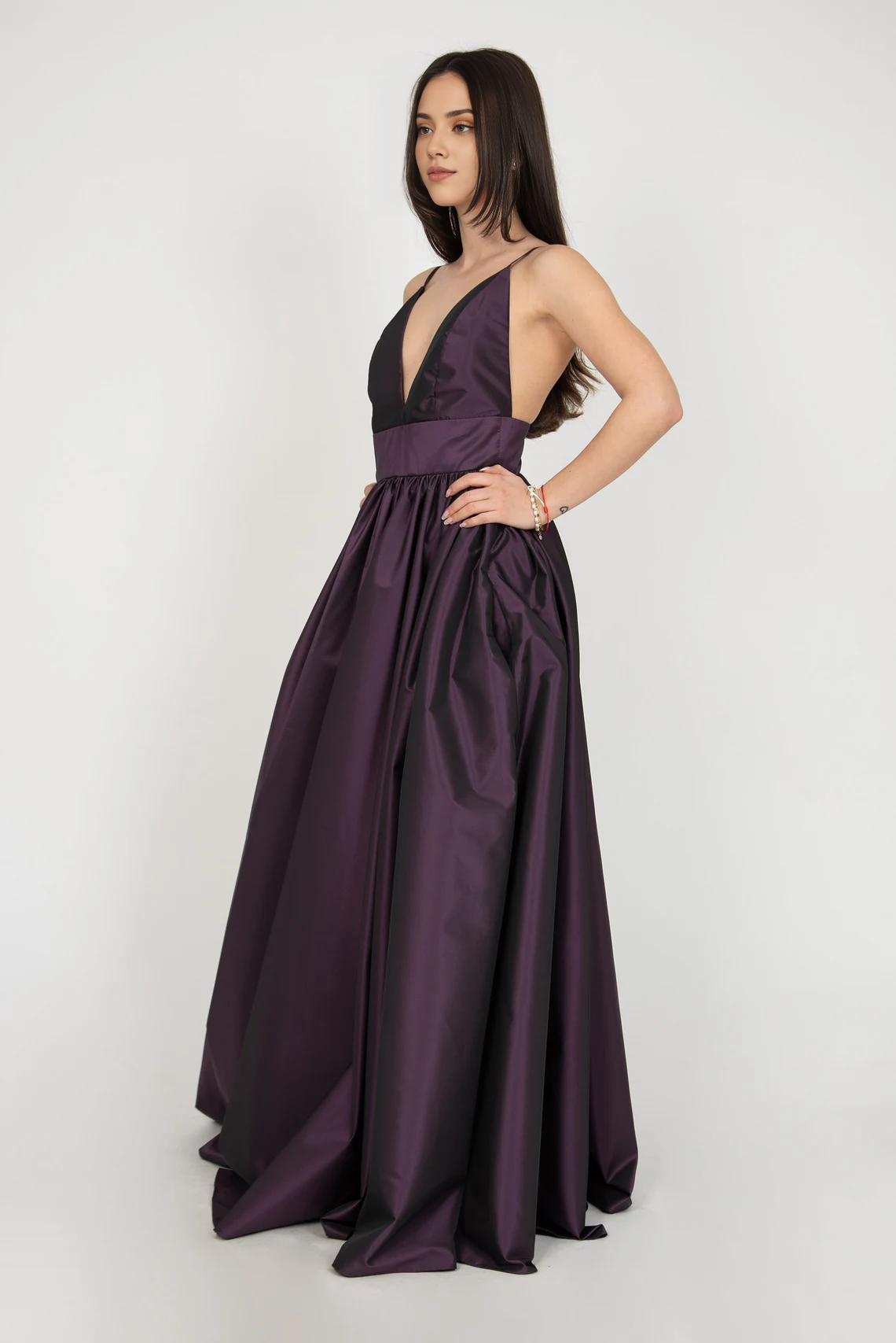 Vestido de noche largo morado con tirantes finos cruzados y escote en V profundo, vestido de fiesta, vestido romántico, vestido con espalda abierta 