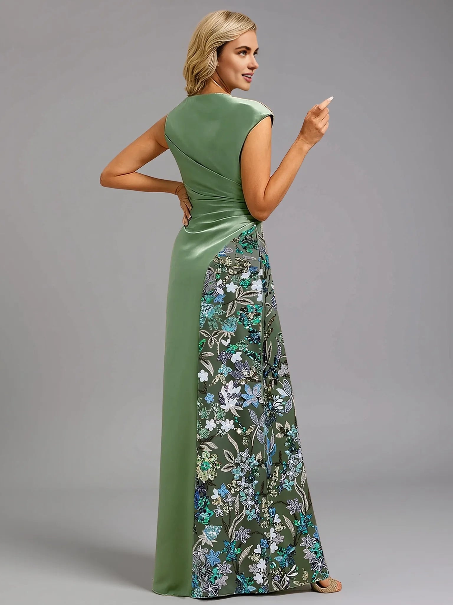 Exquisite Mermaid Sleeveless Boat Neck Satin Flower Floor-Length Mother Of The Bride Dress