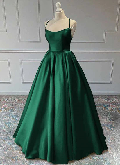 Vestido de fiesta largo sencillo de satén verde con espalda descubierta
