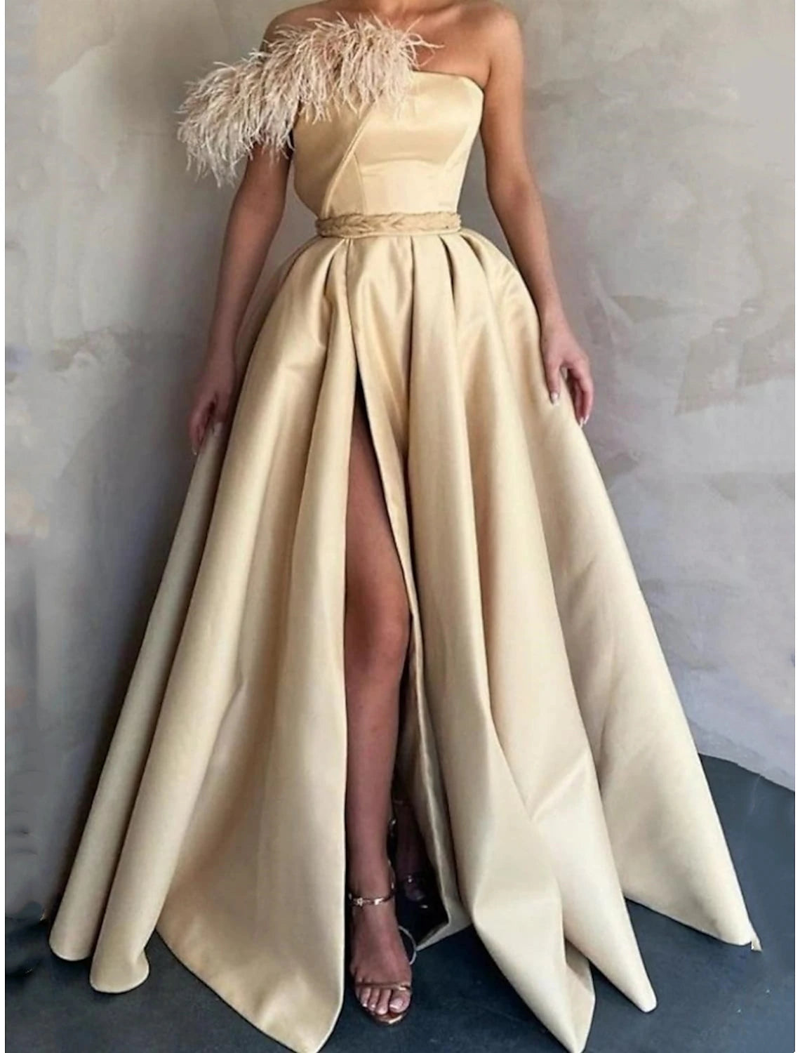 Weitese A-Line Evening Gown High Split Dress Formal Floor Length Sleeveless One Shoulder Satin with Feather Slit
