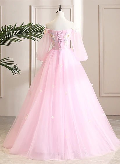 Lindo vestido rosa de fiesta de quinceañera con flores